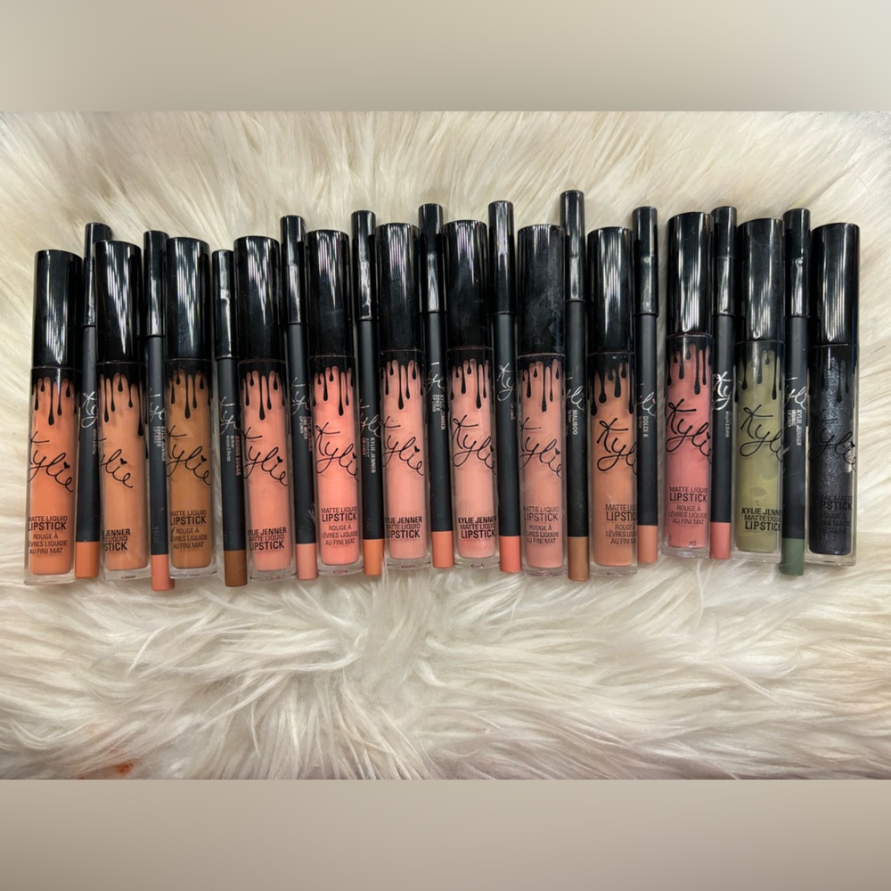 Lot of Kylie Cosmetics Lip Kits